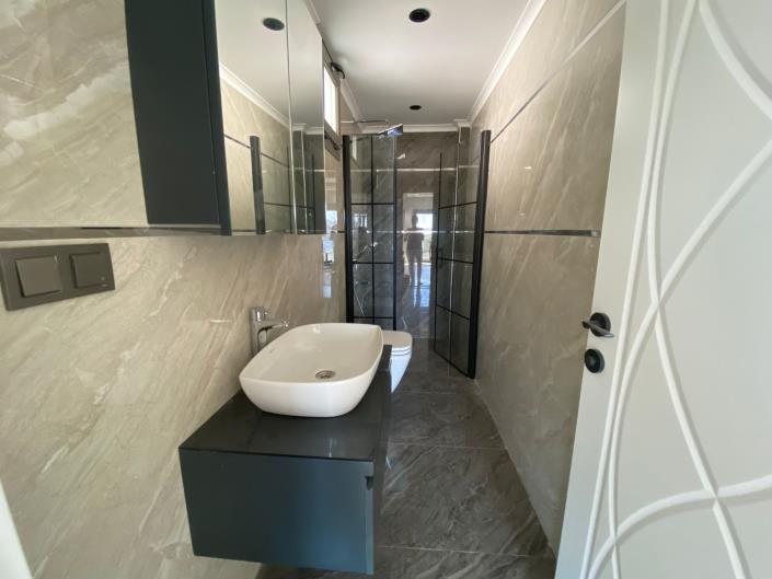 Image No.12-4 Bed Villa / Detached for sale