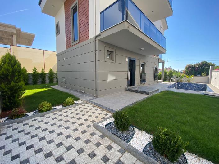 Image No.21-4 Bed Villa / Detached for sale