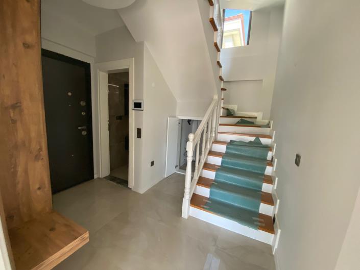 Image No.13-4 Bed Villa / Detached for sale