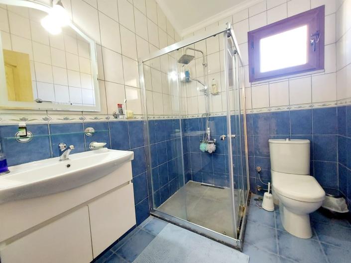 Image No.27-3 Bed Villa / Detached for sale