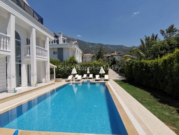 Image No.4-4 Bed Villa / Detached for sale