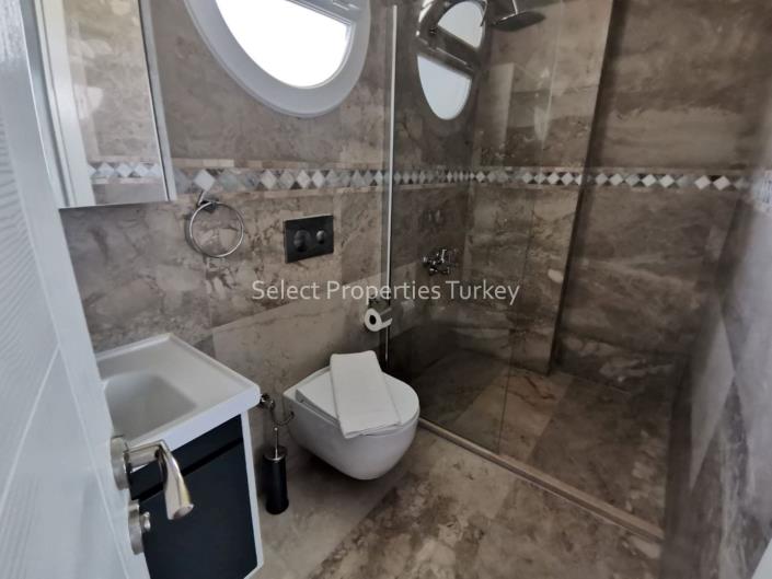 Image No.19-4 Bed Villa / Detached for sale