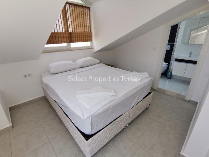 Image No.23-4 Bed Villa / Detached for sale