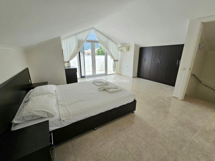 Image No.38-3 Bed Villa for sale