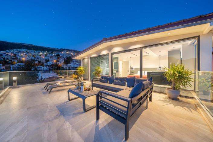 Image No.20-5 Bed Villa / Detached for sale