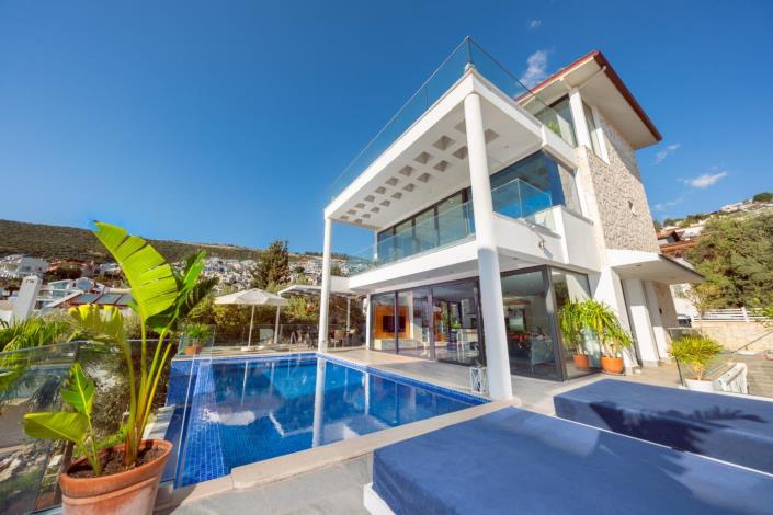 Image No.3-5 Bed Villa / Detached for sale