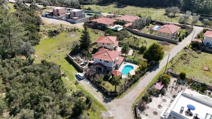 Image No.8-3 Bed Villa / Detached for sale