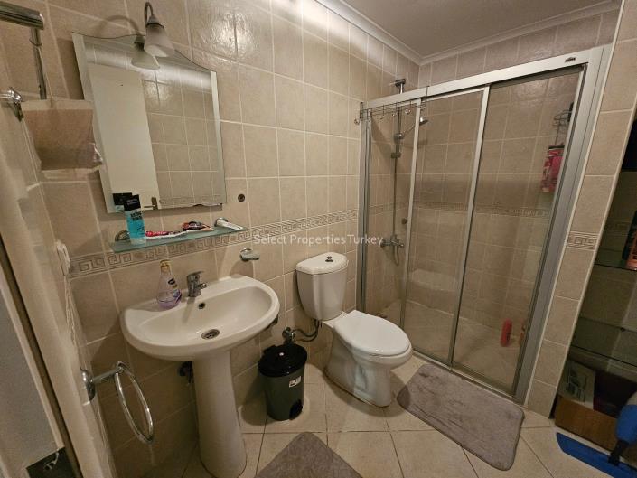 Image No.29-4 Bed Apartment for sale