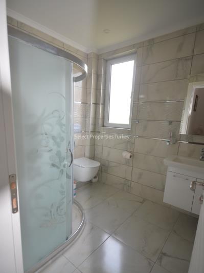 Image No.25-4 Bed Apartment for sale