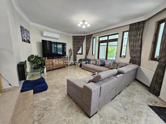 Image No.17-4 Bed Villa for sale