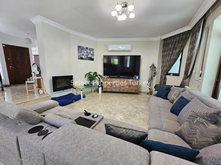 Image No.22-4 Bed Villa for sale