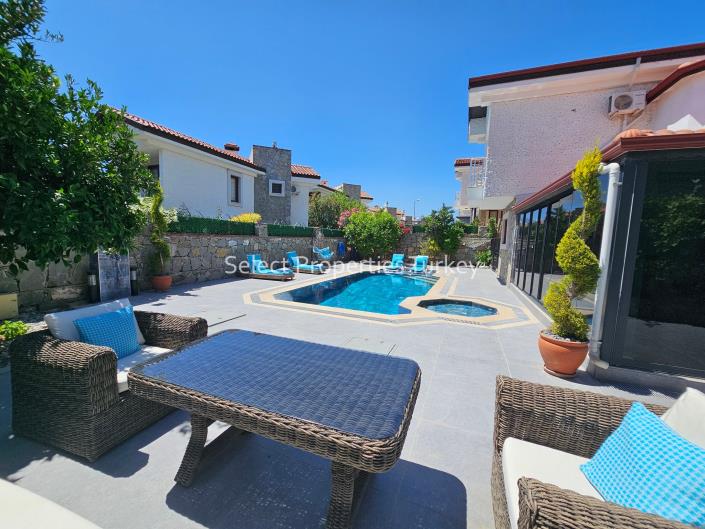 Image No.52-4 Bed Villa for sale