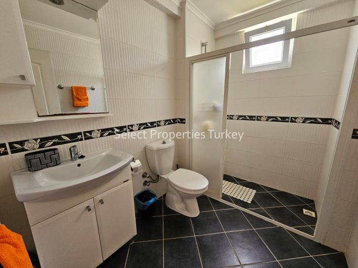 Image No.23-2 Bed Apartment for sale