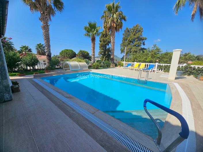 Image No.2-2 Bed Villa / Detached for sale