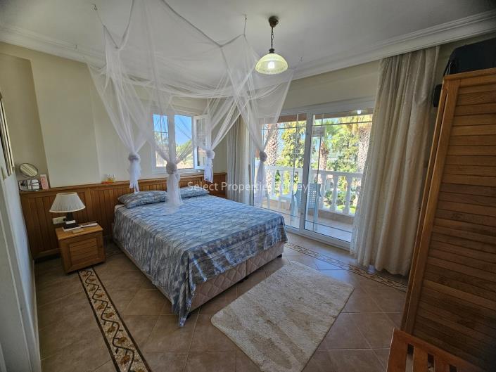 Image No.33-2 Bed Villa / Detached for sale