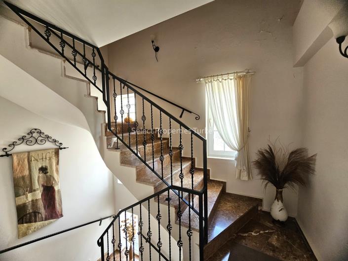 Image No.28-2 Bed Apartment for sale