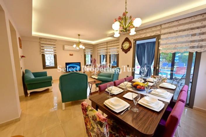 Image No.10-4 Bed Villa / Detached for sale