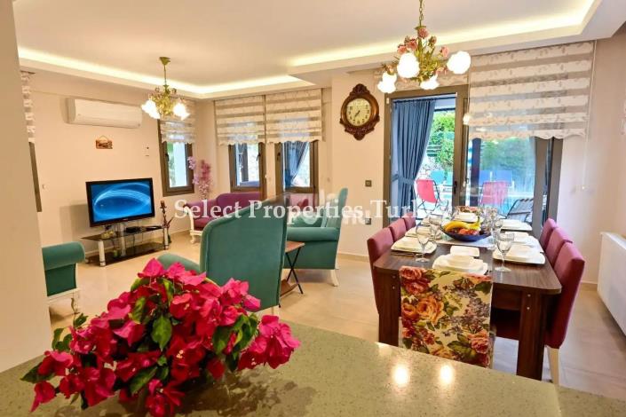 Image No.11-4 Bed Villa / Detached for sale