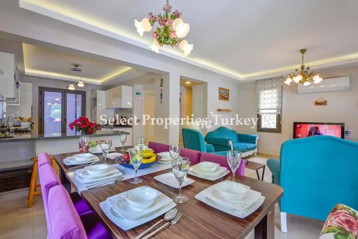 Image No.15-4 Bed Villa / Detached for sale