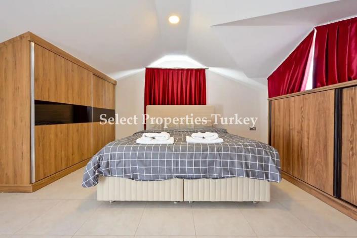 Image No.27-4 Bed Villa / Detached for sale