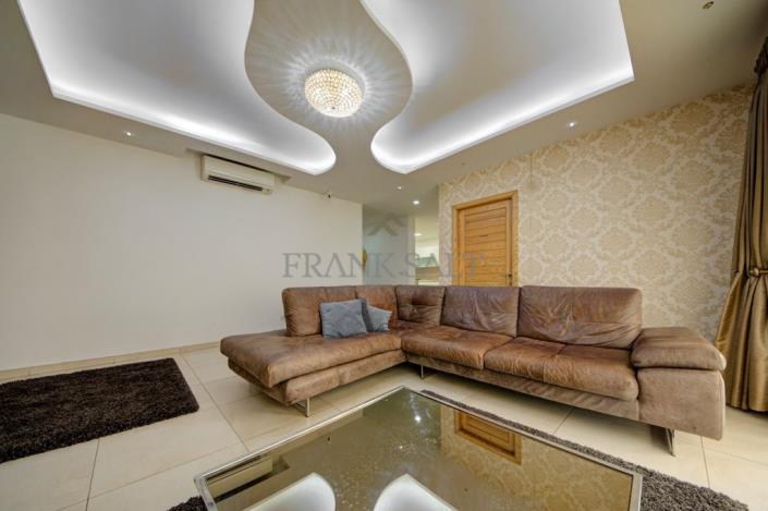 Image No.6-3 Bed Apartment for sale