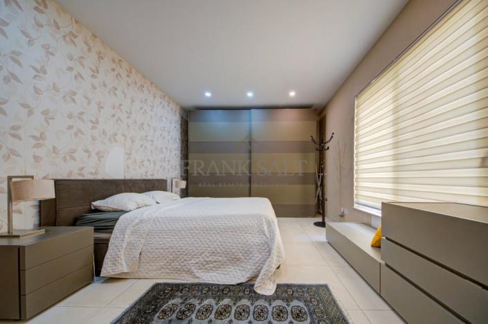 Image No.9-3 Bed Apartment for sale