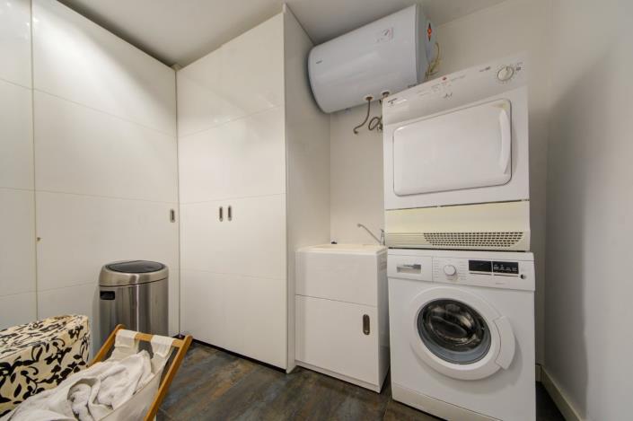 Image No.17-3 Bed Apartment for sale