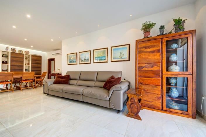 Image No.2-3 Bed Penthouse for sale