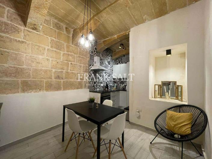 Image No.4-3 Bed Townhouse for sale