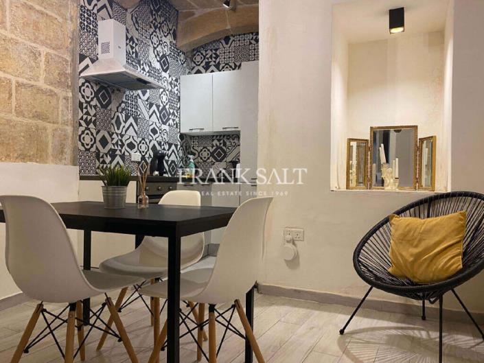 Image No.5-3 Bed Townhouse for sale