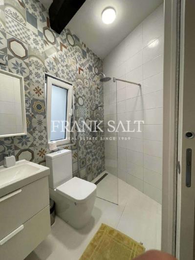 Image No.12-3 Bed Townhouse for sale