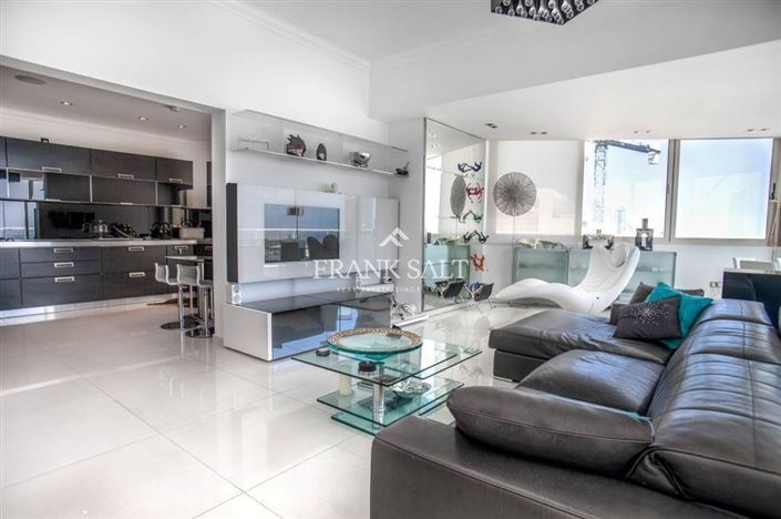 Image No.13-Penthouse de 3 chambres à vendre à Sliema