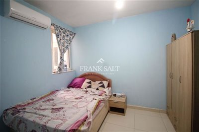 4c3c8394-3509-49ad-aca6-aff8e586448d