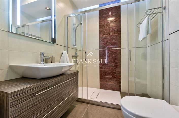 Image No.8-2 Bed Apartment for sale