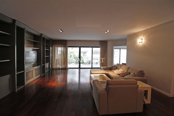 Image No.10-3 Bed Apartment for sale