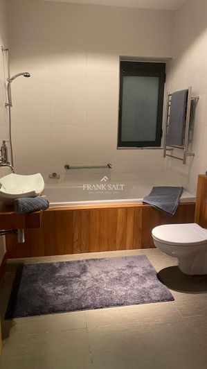 Image No.21-3 Bed Apartment for sale