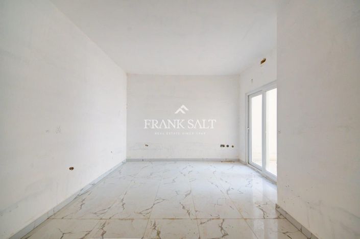 Image No.18-3 Bed Apartment for sale