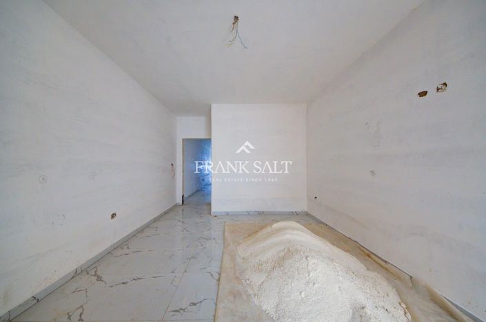 Image No.9-3 Bed Apartment for sale