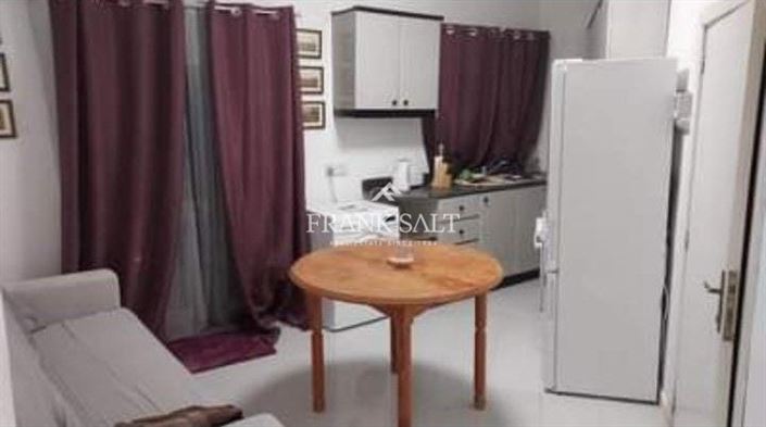 Image No.4-Appartement de 2 chambres à vendre à Marsaskala