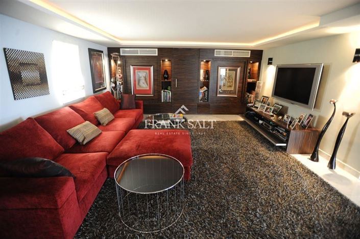 Image No.18-3 Bed Apartment for sale