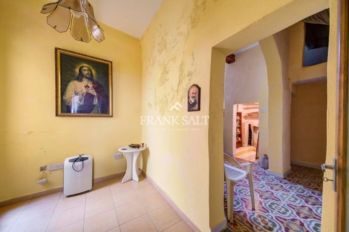 Image No.11-3 Bed Townhouse for sale