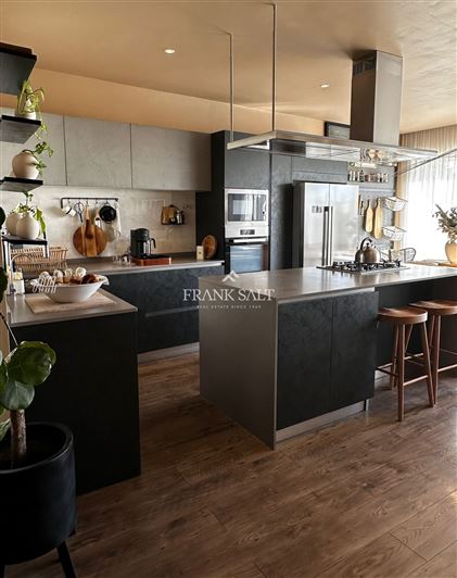 Image No.3-Penthouse de 2 chambres à vendre à Birkirkara