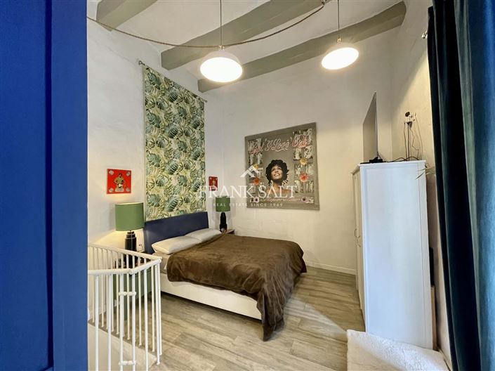 Image No.21-1 Bed Farmhouse for sale