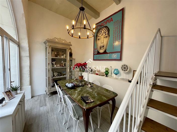 Image No.9-1 Bed Farmhouse for sale