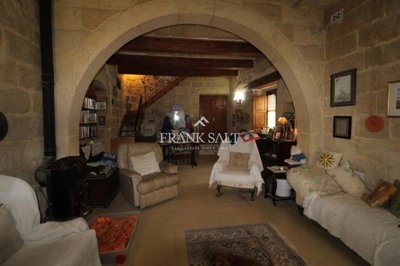 06198502-8a38-45bb-91c7-df8304ad3833