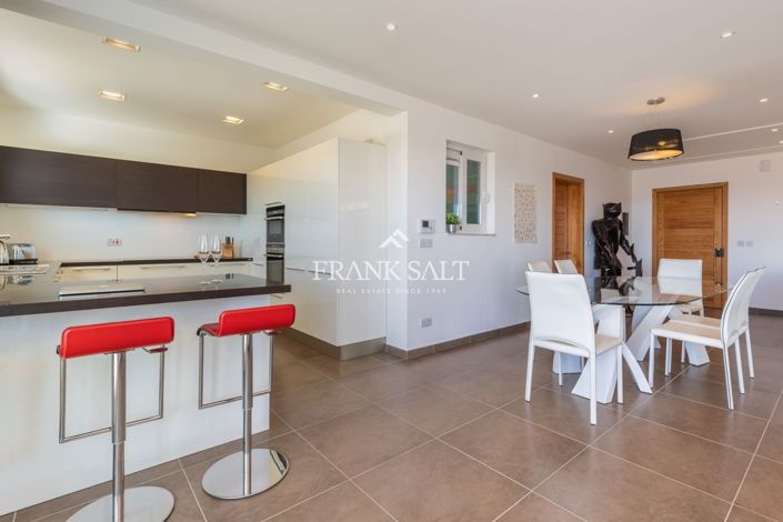 Image No.32-2 Bed Apartment for sale