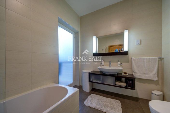 Image No.60-2 Bed Apartment for sale