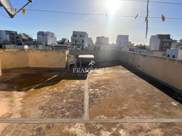 02ebf5ff-17ce-4207-afcc-2cc6099672dd