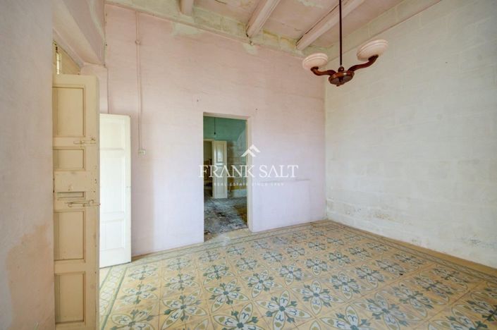 Image No.6-3 Bed Farmhouse for sale