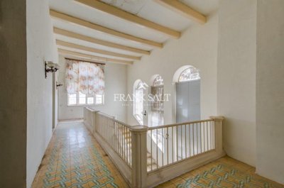 8f8c75c4-bbcc-45e3-9886-57c442b57937